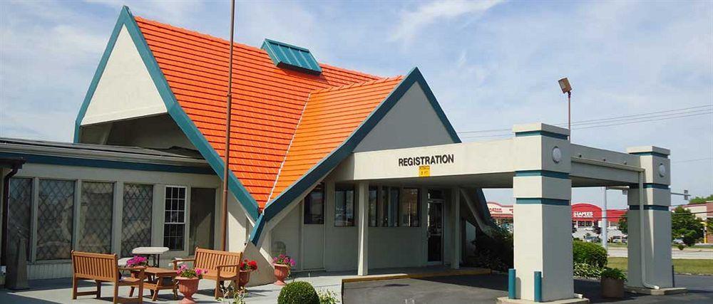 Budget Host Inn & Suites Fertility Esterno foto